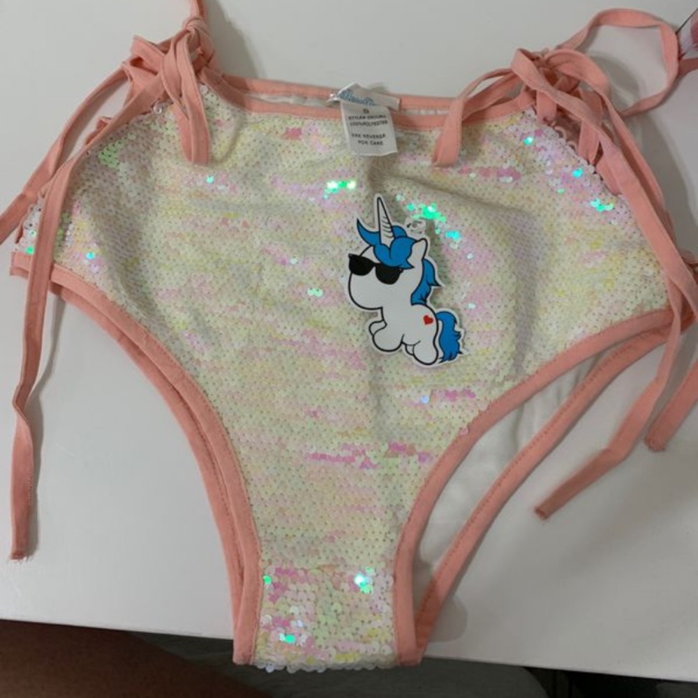 I heart raves sequined bottoms